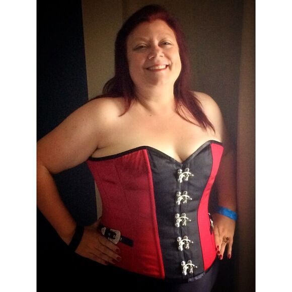 Red and Black Satin Steel Boned Corset Size 34 - Picture 2 of 10